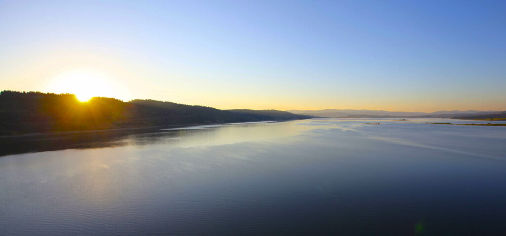 que faire autour du lac de naussac